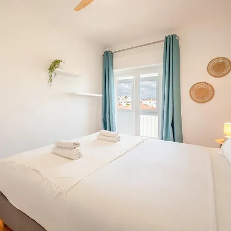 Guestready - Lisbon Getaway With Balcony * 상 도밍구스 드 하나