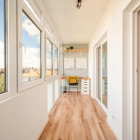 Guestready - Lisbon Getaway With Balcony * Rebelva