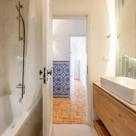 Lägenhet Guestready - Lisbon Getaway With Balcony São Domingos de Rana