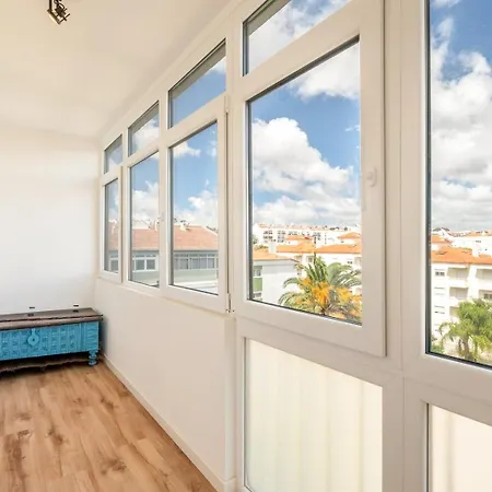 Guestready - Lisbon Getaway With Balcony 아파트